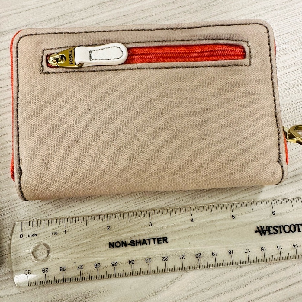 Fossil Y2K Canvas Wristlet Wallet with Strap, 6 Card holders, coin zipper 6”X4” - Picture 7 of 8